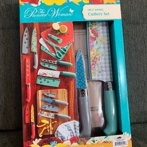New Pioneer Woman Sweet Romance 20 Pc Cutlery Set